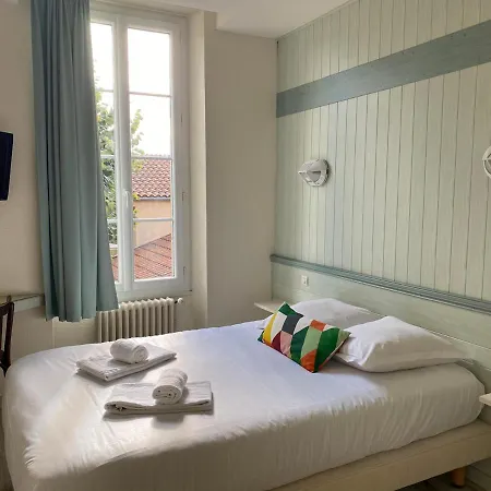 Citotel Le Relais Les Herbiers Esterno foto