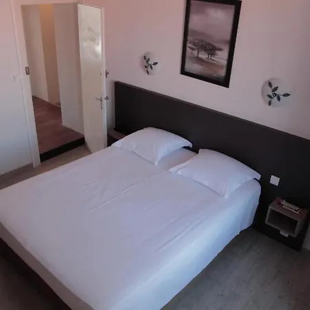 Citotel Le Relais Les Herbiers Esterno foto